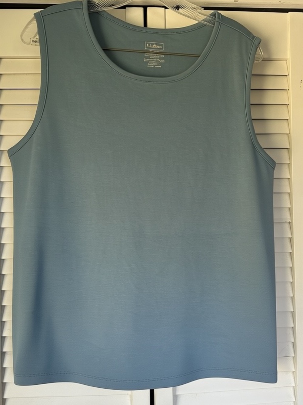 L.L. Bean Women's Dusty Blue Performance Tank Top